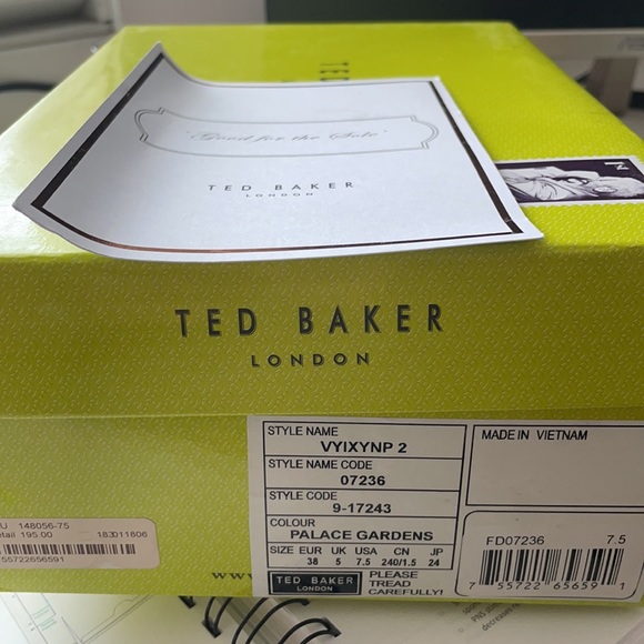 Ted Baker vyixyn palace garden pump heels size 7.5 floral heels NEW 3” - Picture 2 of 6